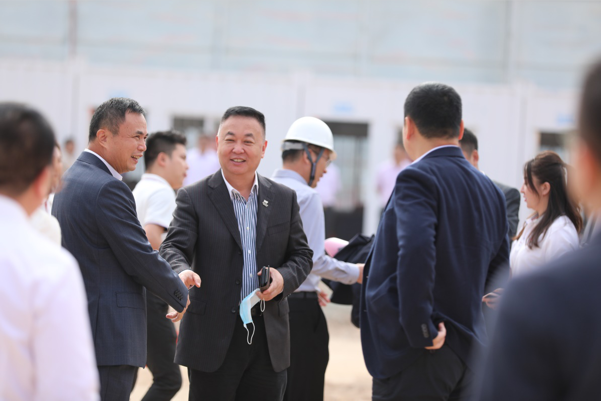 ONE游戏官网-皇马巴塞赞助商
