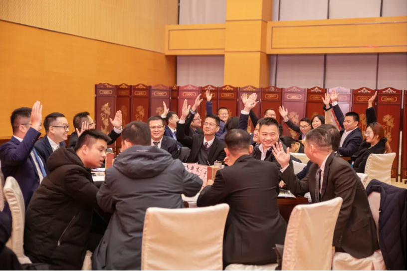 ONE游戏官网-皇马巴塞赞助商